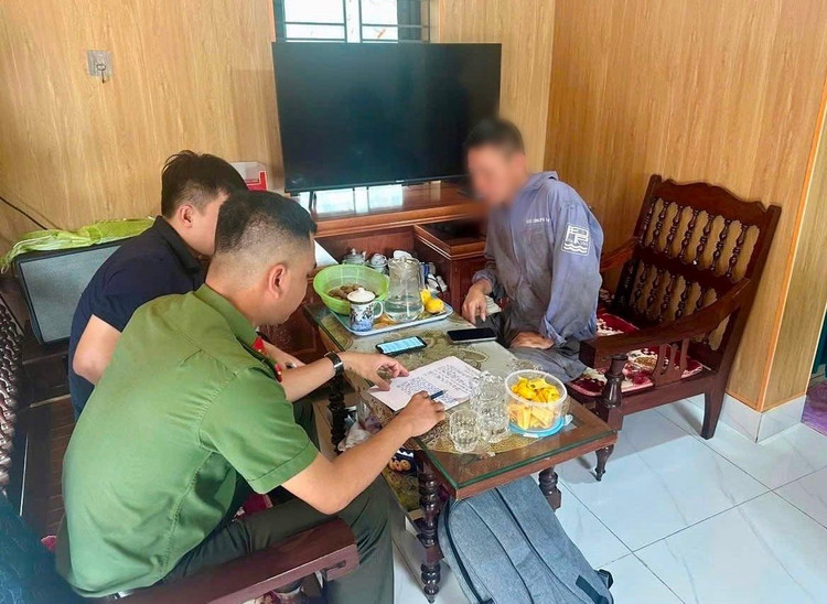 Cơ quan Công an làm việc Lê Tường Huy. img-6648.jpg