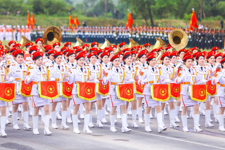 Các khối diễu binh luyện tập sáng nay (13/8). nhiem-vu-a80-51-5185-4225jpg.jpg