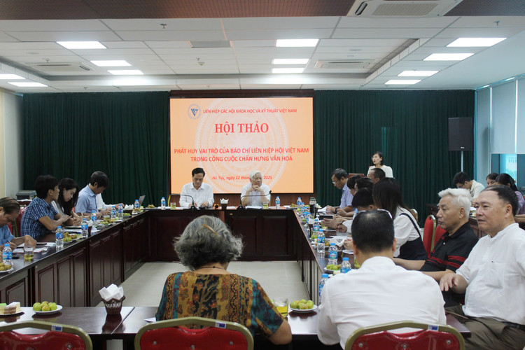 Toàn cảnh buổi hội thảo. 4c17af60-5229-495c-82fb-76bb81df93bb.jpg