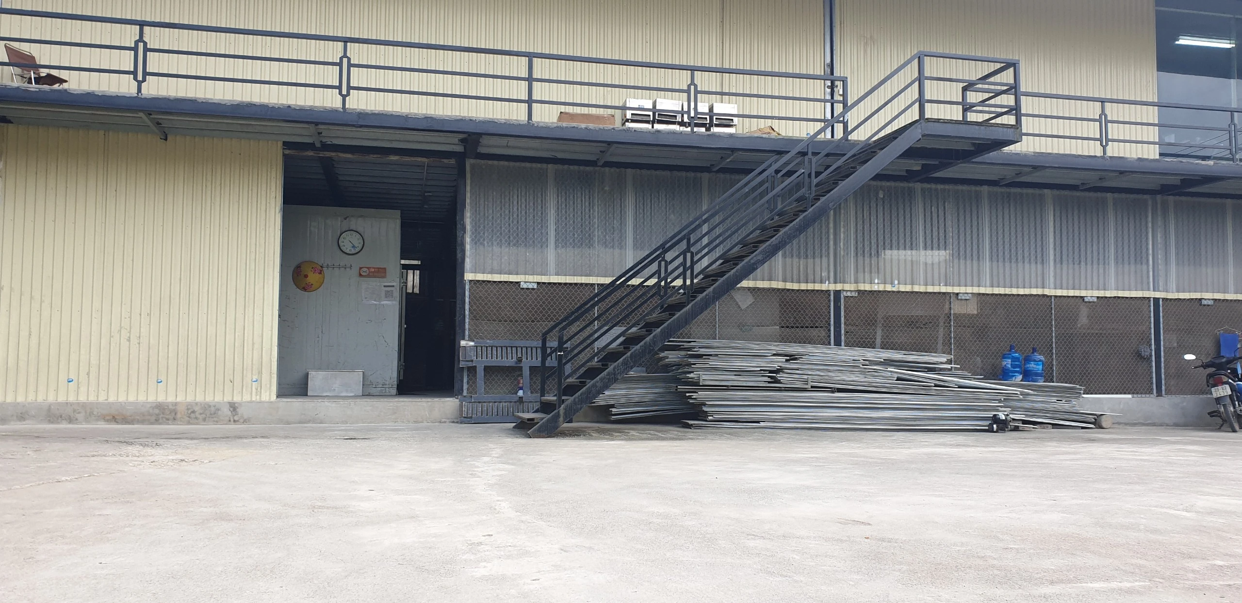 Cận cảnh nhà xưởng trái phép của Công ty sữa chua trân châu Hạ Long