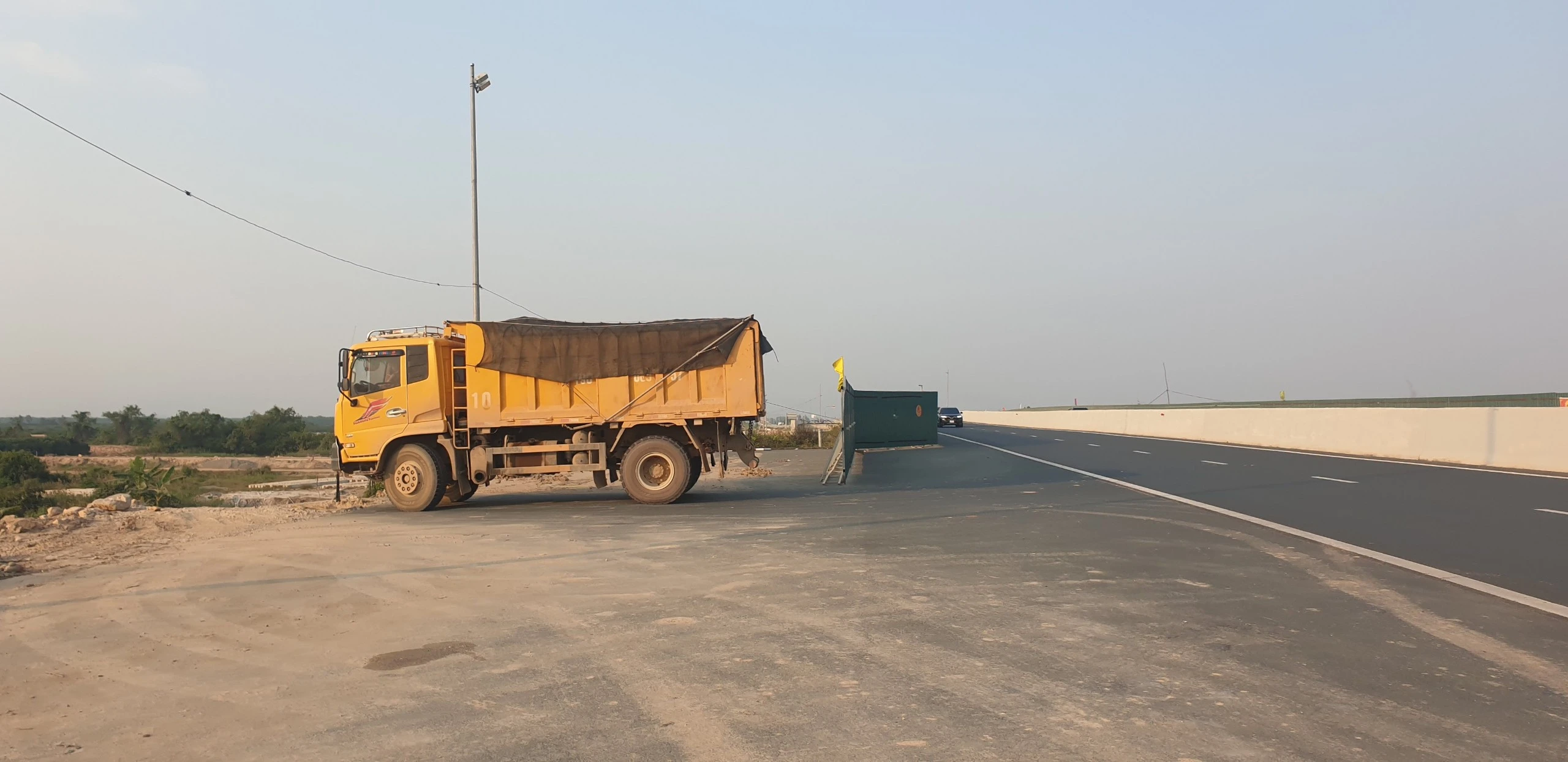 Mất an toàn giao thông trên cao tốc Hạ Long - Hải Phòng