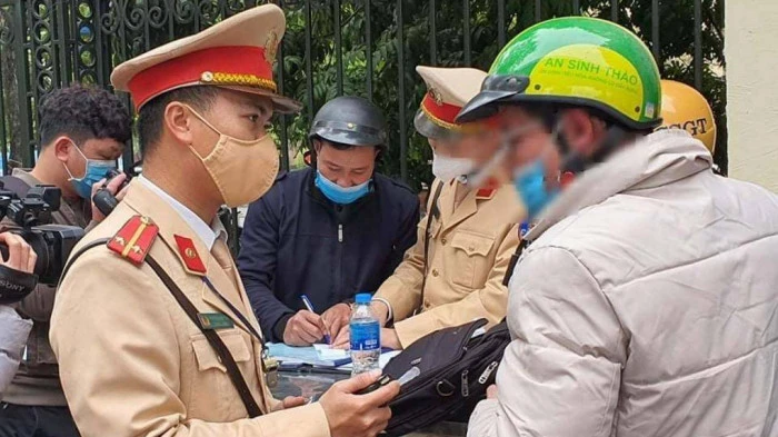 CSGT hướng dẫn cách nộp phạt vi phạm giao thông qua mạng