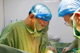 Bụng to nhanh người phụ nữ 47 tuổi phát hiện u kích thước lớn bất thường