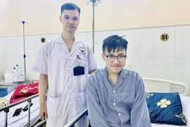 Trẻ 15 tuổi tắc ruột vì một miếng măng chưa tiêu hóa