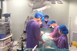 Cảnh báo biến chứng thủy dạ dày nguy hiểm ở người cao tuổi