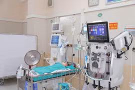 Bé 5 tháng tuổi nhiễm khuẩn huyết nguy kịch vì bệnh đường tiêu hóa