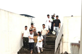 Hành trình đưa bé gái từ nóc nhà tuyệt vọng đến tương lai