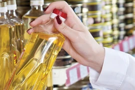 Lựa chọn dầu ăn đúng tránh ung thư, bệnh tim mạch, mỡ máu...