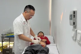 Tự dưng 'cậu nhỏ' dần biến mất, khi nào cần đi khám?