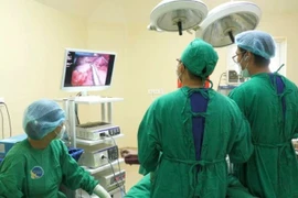 Chủ quan đau bụng, bệnh nhân phải cắt bỏ đoạn ruột hoại tử