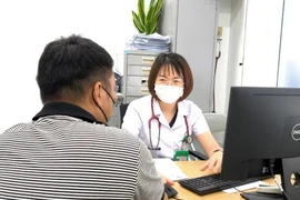 Ăn rau sống, chàng trai 30 tuổi có sán dây dài hơn 3m