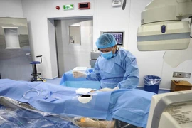 Cứu bệnh nhân ho ra máu nặng nhờ kỹ thuật can thiệp mạch hiện đại