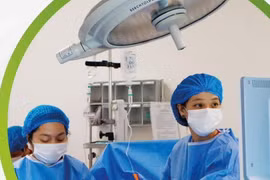 Cứu thai nhi bị truyền máu song thai từ tuần thứ 21