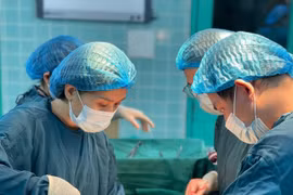 Mang thai không khám chuyên khoa, thai phụ 35 tuổi nguy kịch do hellp