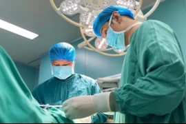 Cuộc chạy đua quyết liệt giữ sự sống cho người bệnh vô danh