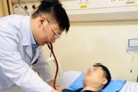 Thay huyết tương cứu bệnh nhân xuất huyết giảm tiểu cầu khối