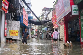 Mưa là ngập, nhà đất Triều Khúc vẫn tăng giá lên vài trăm triệu/m2