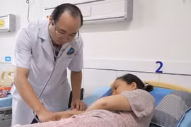 Cứu sản phụ mang nhóm máu Rh- cực hiếm chỉ 0,1% dân số có