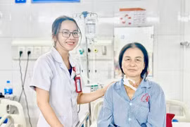 Cứu bệnh nhân suy gan cấp do ngộ độc mật cá trắm chữa đau đầu