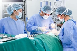 Điều trị ung thư da vùng mũi bằng kỹ thuật Mohs