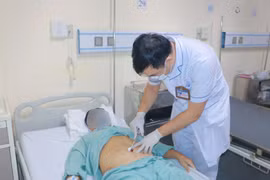 Xử trí ba bệnh lý trong cùng một lần mổ cho người bệnh rối loạn tiển tiện
