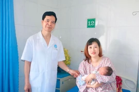 Cứu hai mẹ con sản phụ bị huyết khối tĩnh mạch sâu đặc biệt nguy hiểm