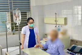 Người đàn ông 53 tuổi ung thư gan di căn vì bỏ điều trị viêm gan C