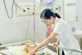 Cụ ông ngừng tuần hoàn do nhồi máu cơ tim cấp được cứu sống ngoạn mục