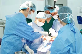 Hồi sinh cuộc sống qua ca phẫu thuật tạo hình hộp sọ thành công tại Hà Nội