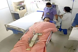 Hành trình hồi phục kỳ diệu sau 35 ngày xuất huyết não nguy kịch