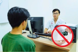 Người hiến gan có cần dùng thuốc điều trị hay thuốc hỗ trợ suốt đời không?