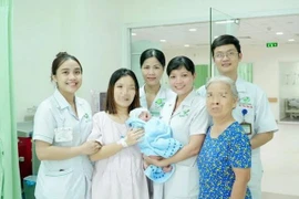 10 phút cứu sống hai mẹ con sản phụ vỡ tử cung khi chuyển dạ