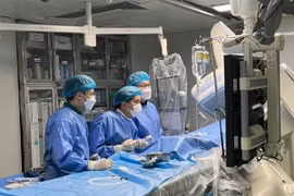 Cứu sống người bệnh ngừng tuần hoàn ngoại viện do nhồi máu cơ tim cấp