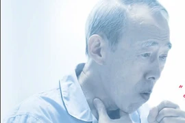 Khám sức khỏe định kỳ, bất ngờ khi thấy 'vật thể lạ' to bằng quả cam