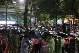 Hỏa tốc hướng dẫn người dân bảo vệ sức khỏe khi tham gia diễu binh, diễn hành