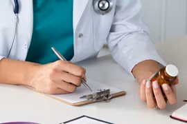 Quy định mới về kê đơn thuốc người bệnh cần nắm rõ