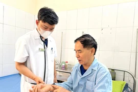 Cứu bệnh nhân tắc, hẹp 90% động mạch liên thất trước