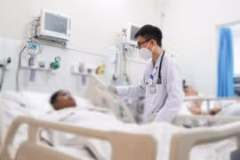 Nguy kịch vì nhiễm vi khuẩn Aeromonas hydrophila trong bùn nước