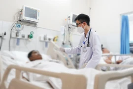 Nguy kịch vì nhiễm vi khuẩn Aeromonas hydrophila trong bùn nước