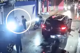 Công an xác minh vụ 2 cô gái trẻ bị đuổi đánh giữa đêm