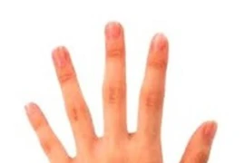 Bấm huyệt ở tay trị ngay đau lưng