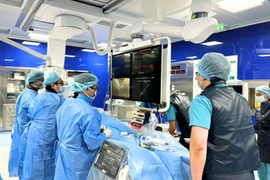 Phá vôi lòng mạch giúp bệnh nhân thoát nguy cơ đột quỵ