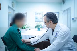 Cứu sống sản phụ Campuchia bị bóc tách động mạch chủ cấp tính nguy hiểm