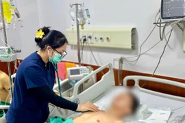 Đau xoang, cứng hàm tưởng uốn ván không ngờ nấm đen xâm lấn