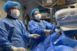 Tạo luồng thông cửa chủ trong gan, chữa bệnh xuất huyết tiêu hóa do xơ gan