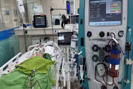 Đau bụng lúc nửa đêm, người đàn ông vỡ phình động mạch chủ bụng nguy kịch