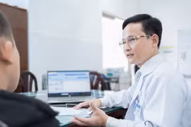 Chàng trai mắc bệnh Wilson thể đặc biệt bị bỏ sót suốt 20 năm