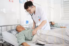 2 người đàn ông sốc nhiệt, suy thận cấp khi chạy marathon