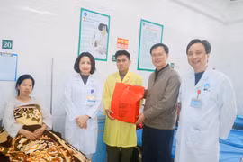 Báo động đỏ cứu bệnh nhân nguy kịch do rối loạn đông máu sau mổ lấy thai