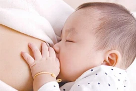 Lợi ích từ việc nuôi con bằng sữa mẹ